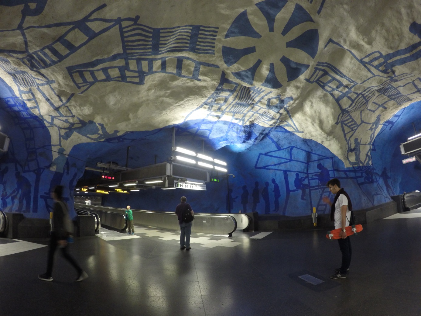 D:\2016-04-24-Ayla\album-2016\2016-07-01-iskandinavya\2016-07-01-stokolm\GOPR0444.JPG