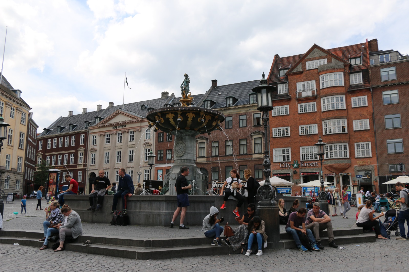 D:\2016-04-24-Ayla\album-2016\2016-07-01-iskandinavya\2016-07-08-kopenhag\IMG_5903.JPG